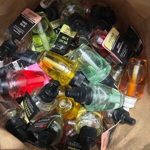 Bath & Body Works Fragrance Refill Collection - Assorted Colors / Fragrances